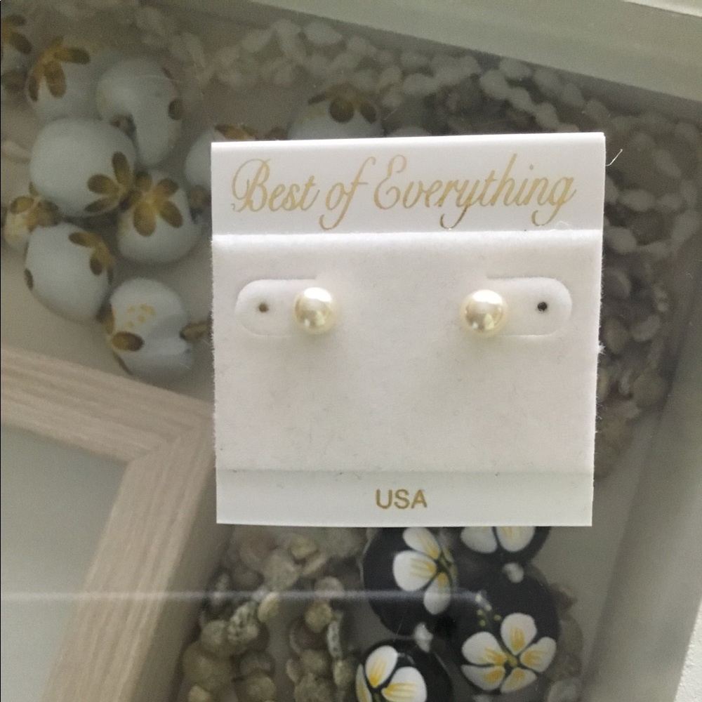 New! Pearl earrings studs Costume Fake